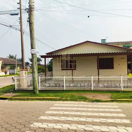 Casa com 6 dormitórios à venda, 230 m² -Centro - Balneário Arroio do Silva/SC