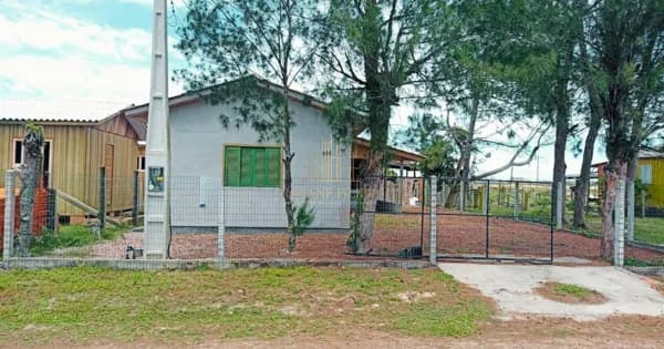 Casa com 2 dormitórios à venda, 70 m² - Meta - Balneário Arroio do Silva/SC