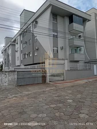 Apartamento com 2 dormitórios à venda, 83 m² por R$ 470.000 - Cidade Alta - Araranguá/SC