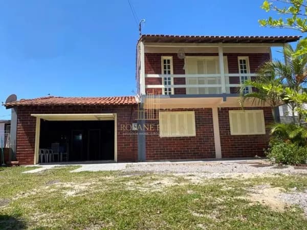 Casa com 4 dormitórios à venda, 150 m² por R$ 350.000 - Centro - Balneário Arroio do Silva/SC