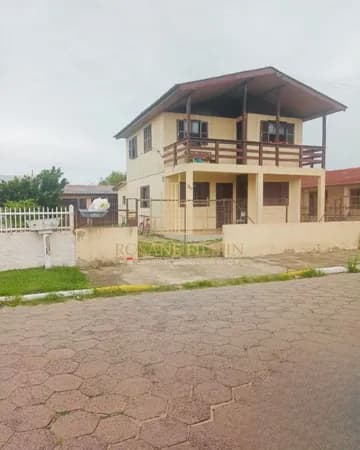 Casa com 4 dormitórios à venda, 180 m² - Erechim - Balneário Arroio do Silva/SC