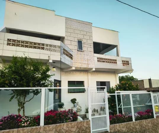 Casa com 3 dormitórios à venda, 230 m² - Jardim Das Avenidas - Araranguá/SC