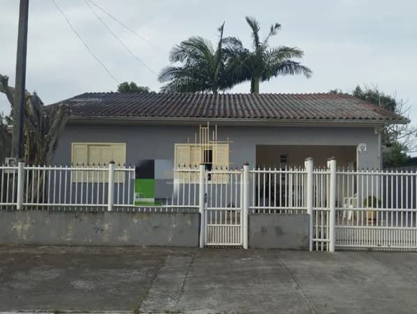 Casa com 3 dormitórios à venda, 180 m² por R$ 430.000,00 - Centro - Balneário Arroio do Silva/SC