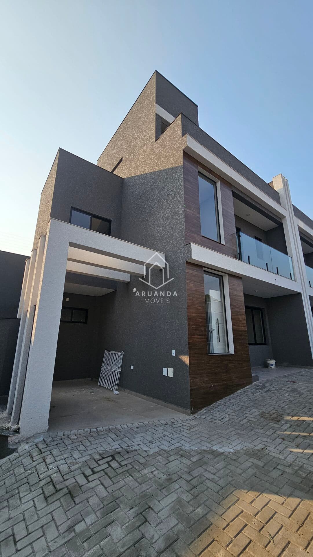 Sobrado Triplex em Condominio - Terraço - 3 Quartos - 106m²