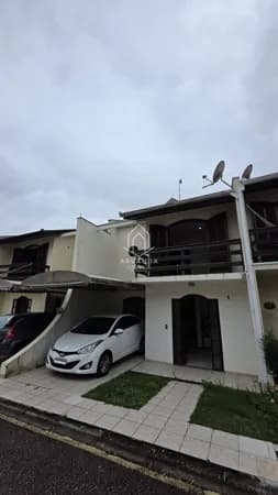 Sobrado no Tingui- 3 Quartos- 123m²