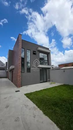 Sobrado em Condomínio- 3 quartos- 105m²