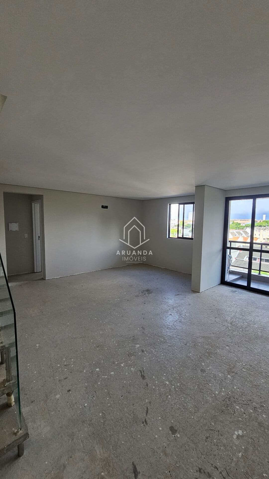 Cobertura- 162m²- 3 suítes - Guabirotuba
