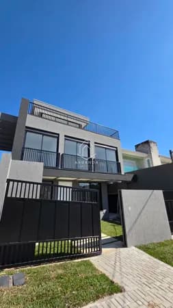 Sobrado Triplex de Rua- 129M² - Abranches - Terraço