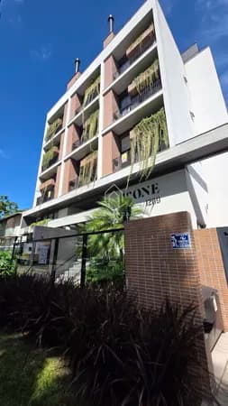Loft duplex com 1 Quarto – 31m² – Hugo Lange