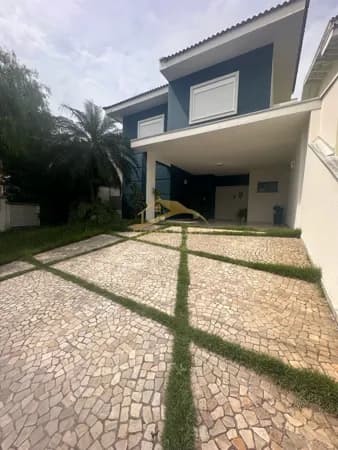 Casa de alto padrão para alugar no Condomínio Campos do Conde em Tremembé/SP – 3 dormitórios e espaço gourmet