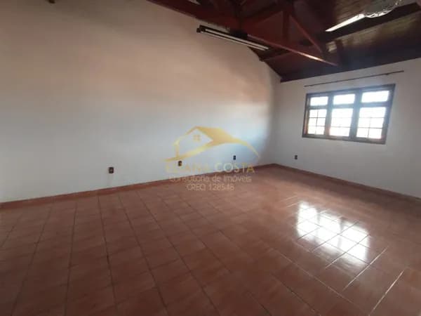 Sobrado Padrão para Venda e Aluguel em Quiririm Taubaté-SP