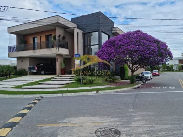 Casa de alto padrão à venda no Condomínio San Marco em Taubaté/SP