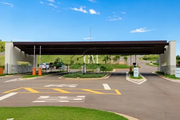 Terreno à Venda no Condomínio Alphaville Jundiaí