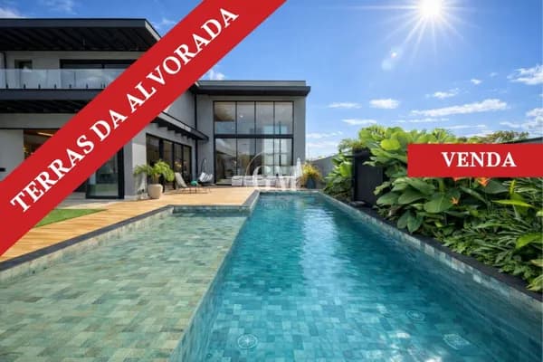 Casa à Venda em Condomínio | 4 Quartos, 3 Suítes, Piscina e Energia Solar
