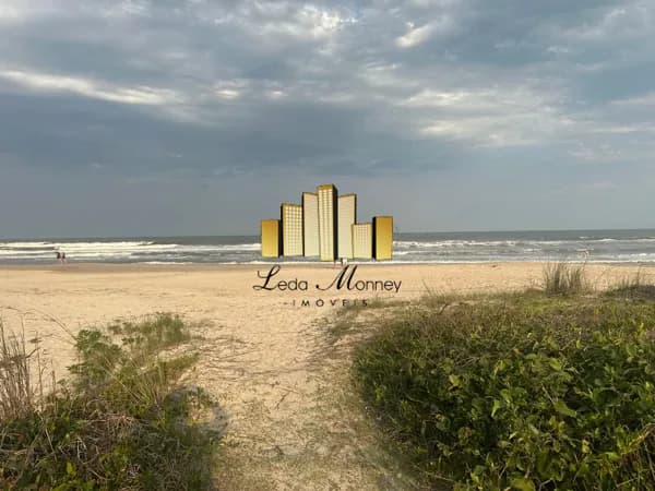 Apartamento Decorado e Semi-Mobiliado: Seu Refúgio a Passos da Praia!