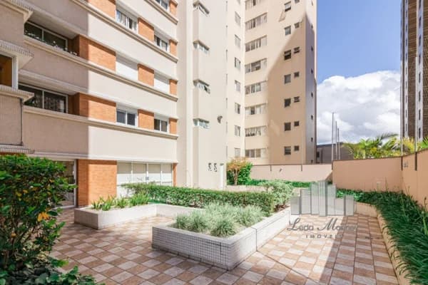 Apartamento Alto Padrão para Venda em Batel Curitiba-PR