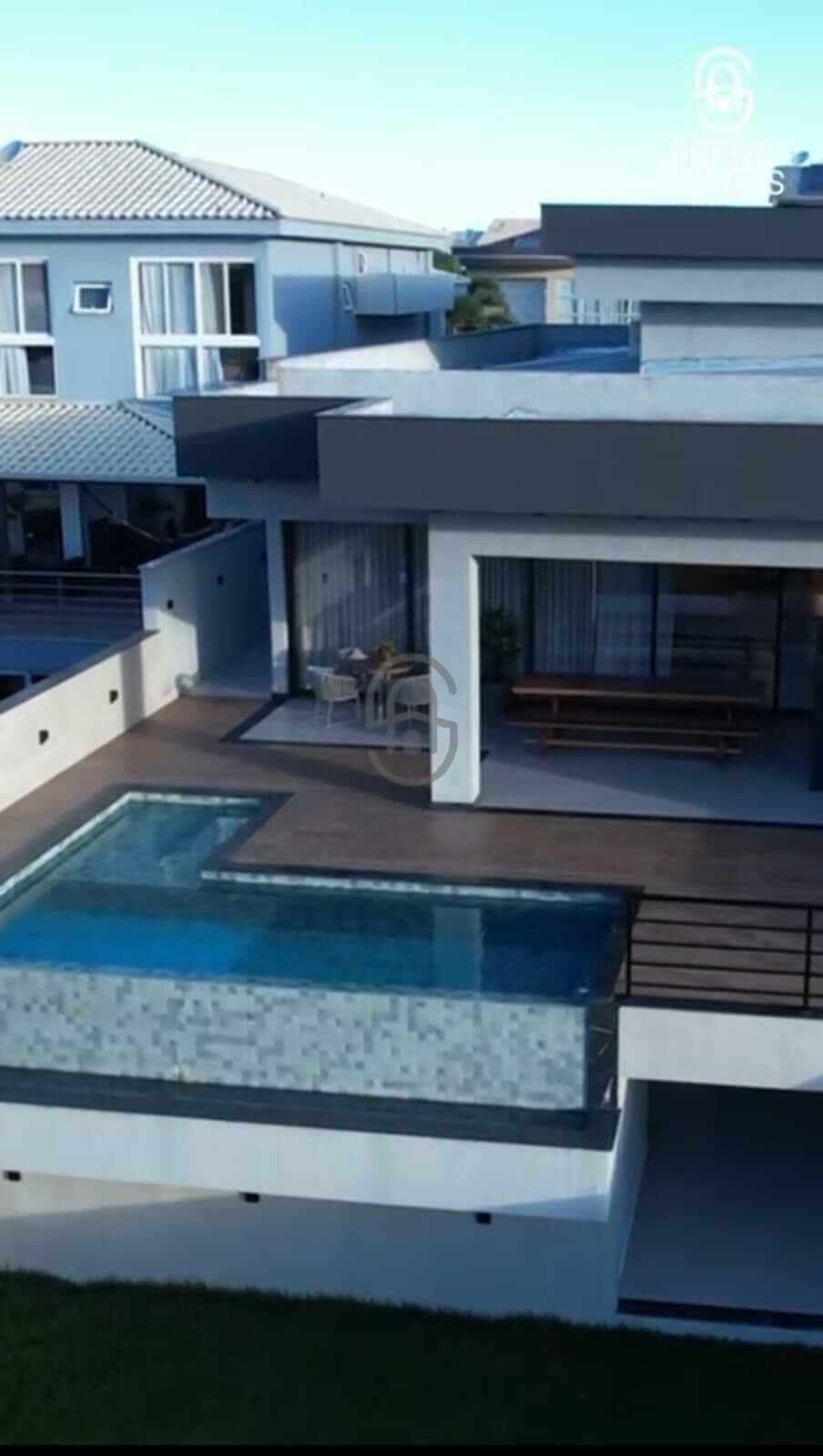 Casa Alto Padrão em Boulevard Lagoa, Serra/ES