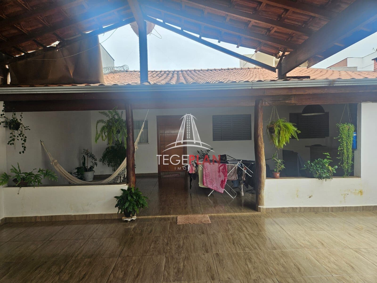 Casa à Venda no Jardim Palermo em Franca SP com 3 dormitórios por apenas R$420 mil.