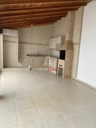 CASA À VENDA – JARDIM ESMERALDA | FRANCA/SP POR R$420.000,00