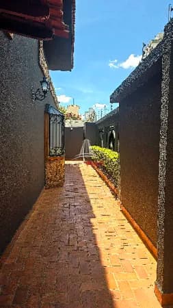 Sobrado à Venda na Vila Flores em Franca com 4 dormitórios por R$2.800.000.