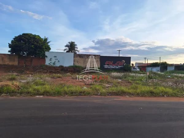 Lote/Terreno em Franca - Jardim Botânico