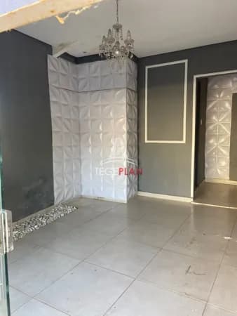 Casa à Venda no Centro de Franca com 2 dormitórios por apenas R$300.000
