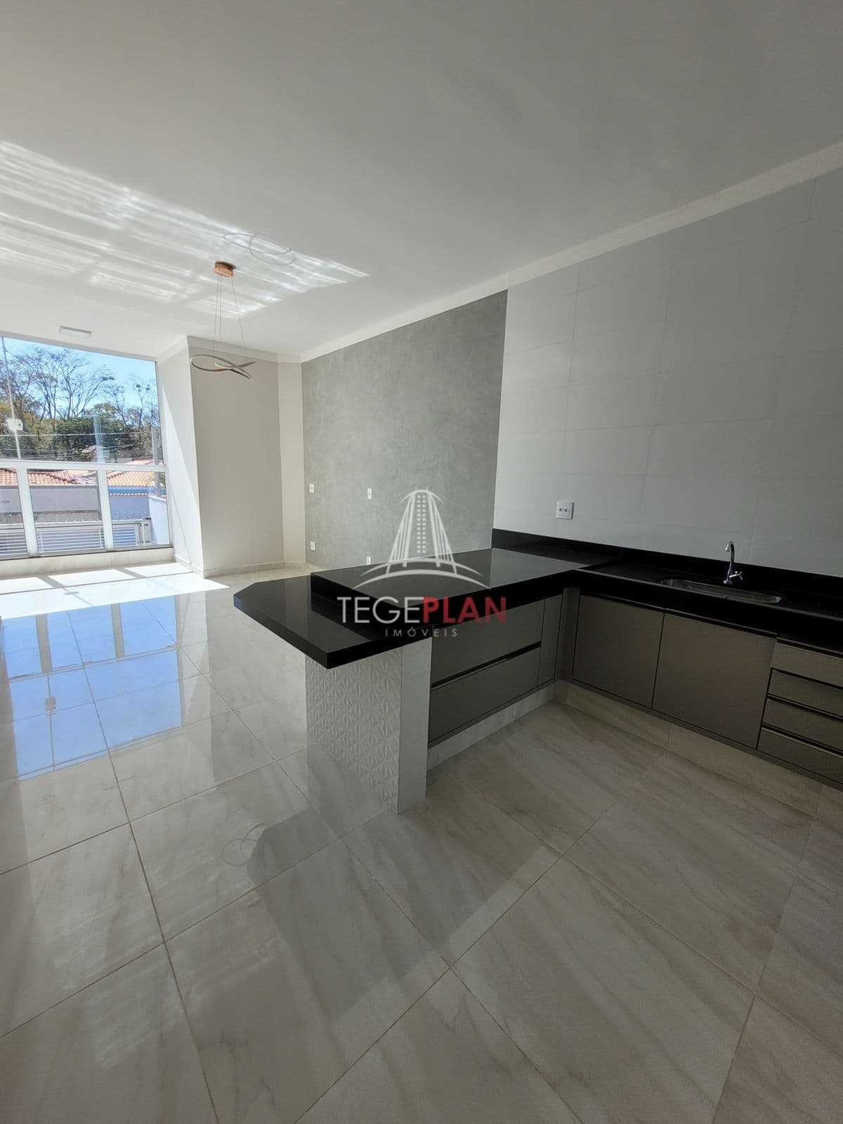 Duplex à Venda no Bairro São Joaquim em Franca com 3 Dormitórios por apenas R$ 450.000.