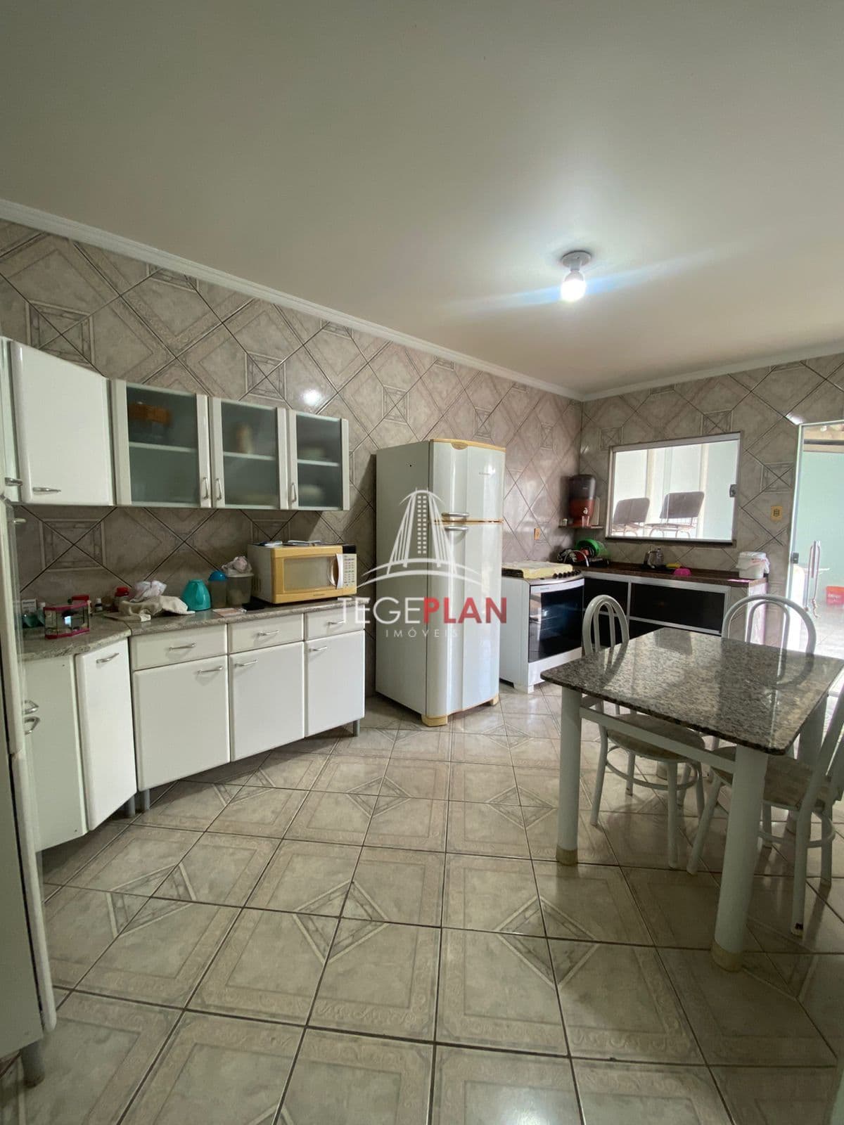 Casa à Venda no Jardim Noêmia em Franca/SP com 3 Dormitórios (1 Suíte) por apenas R$450.000