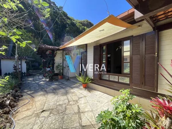 Casa 4 quartos fora de condomínio