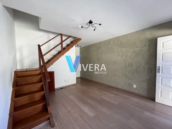 Casa duplex no charmoso bairro Bom Retiro em Teresópolis-RJ