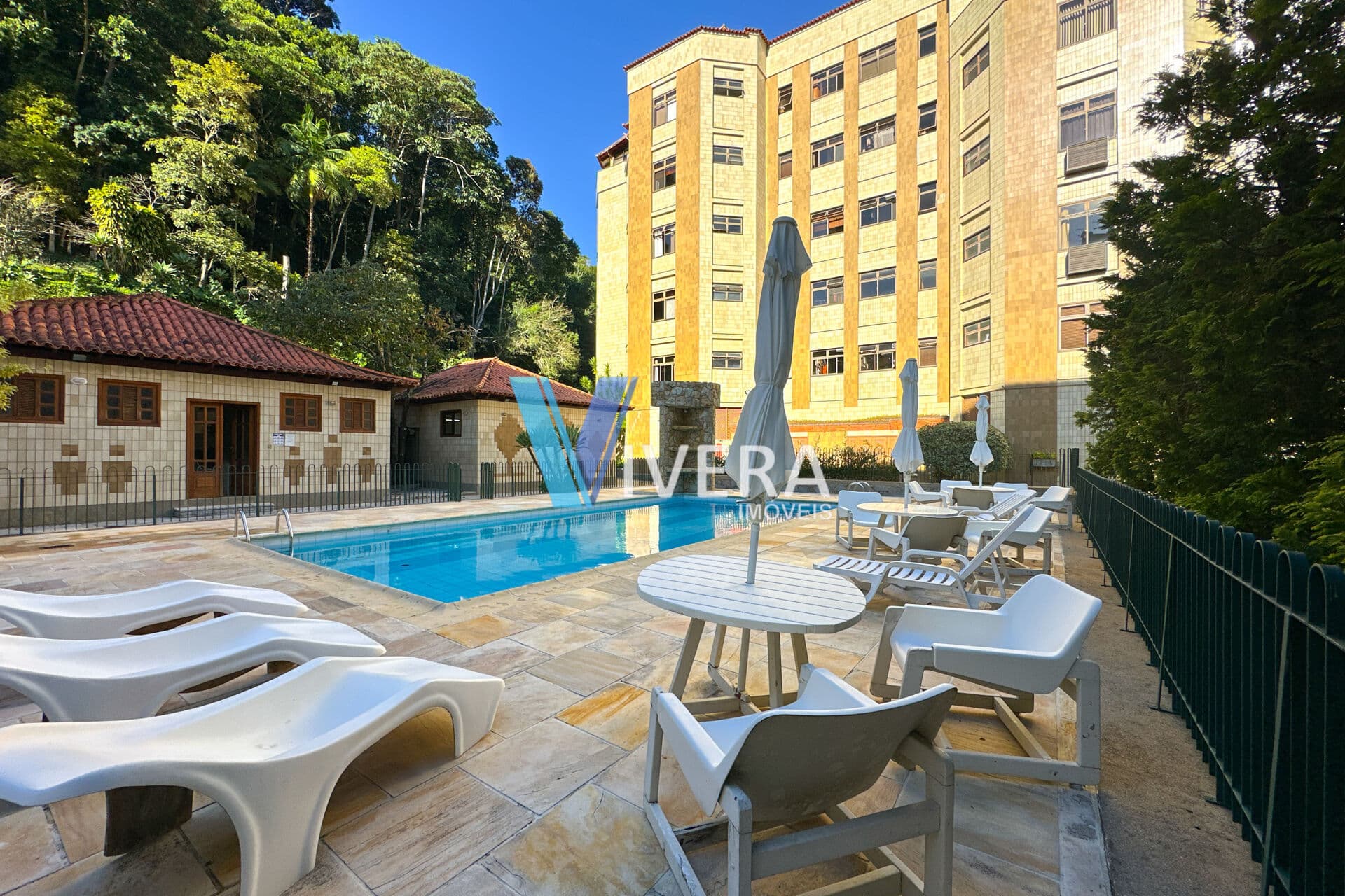 Apartamento Alto Padrão com 186.11M2 em Várzea, Teresópolis/RJ