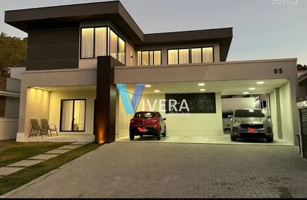 Casa com 4 dormitórios à venda, 267 m² por R$ 1.600.000,00 - Albuquerque - Teresópolis/RJ
