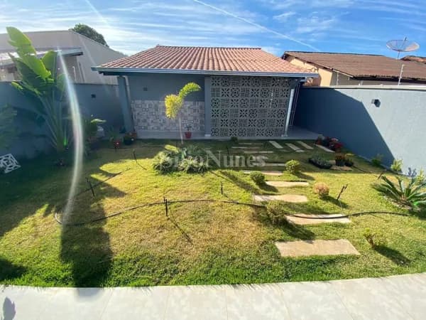Casa à venda no Santa Mônica com aproximadamente 212m² área construída lote de 300m²