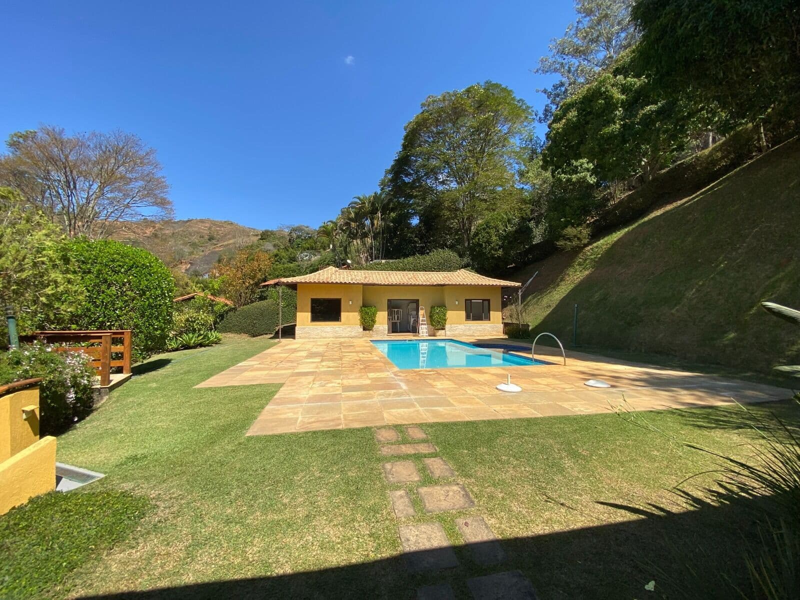 Casa Alto Padrão em Itaipava, Petrópolis/RJ