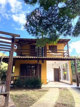 Sobrado em Petrópolis - Samambaia