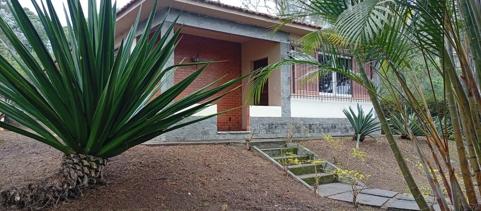 Casa em Petrópolis - Samambaia