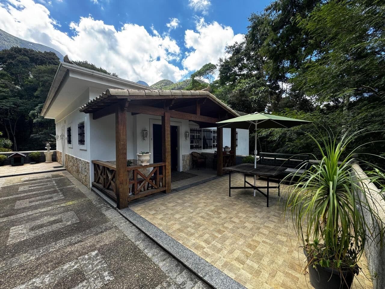 Casa Duplex em Araras, Petrópolis/RJ