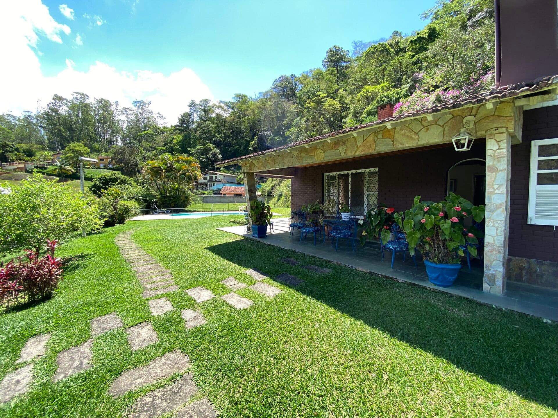 Casa com 5 quartos a venda em Araras Petrópolis RJ