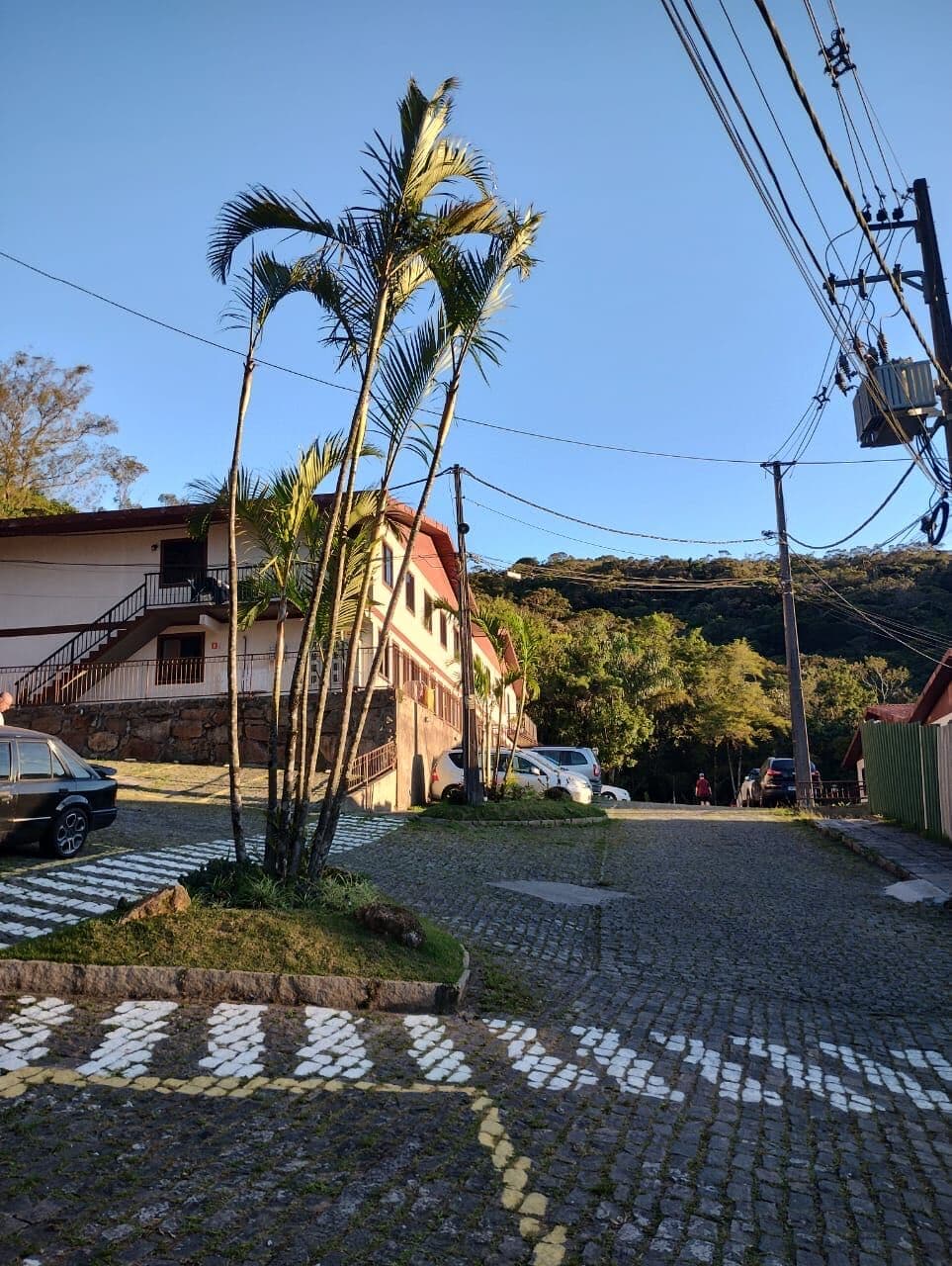 Apartamento em Petrópolis - São Sebastião