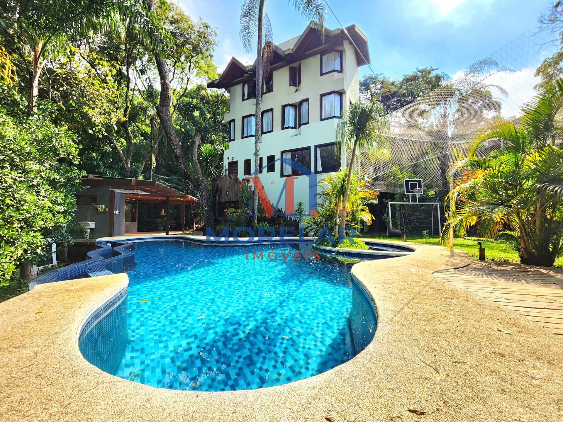 Casa Alto Padrão com 4 quartos para locação, 473m² - Serra da Cantareira - Mairiporã/SP