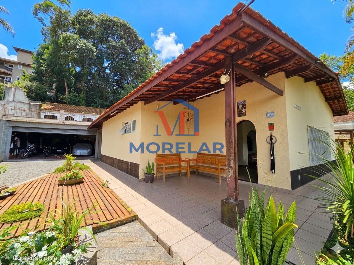 Casa com 3 quartos à venda, 230m² por R$ 894.500,00 - Serra da Cantareira - Mairiporã - SP