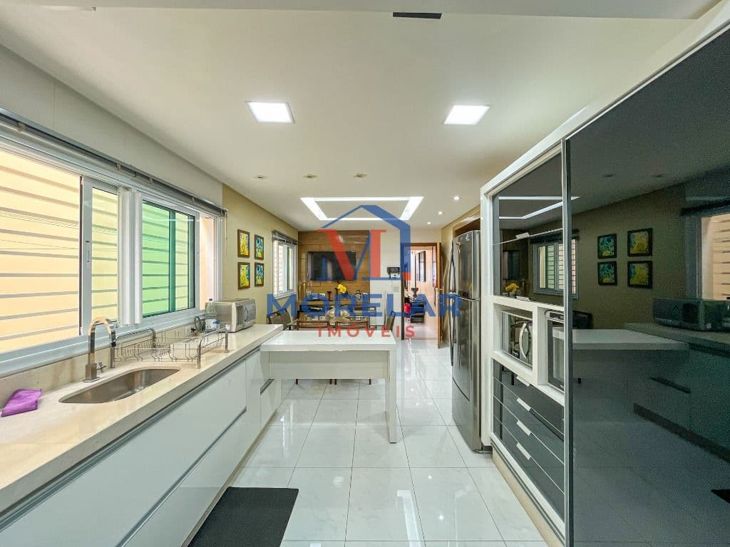 Casa com 3 quartos à venda, 196 m² - Imirim - São Paulo/SP