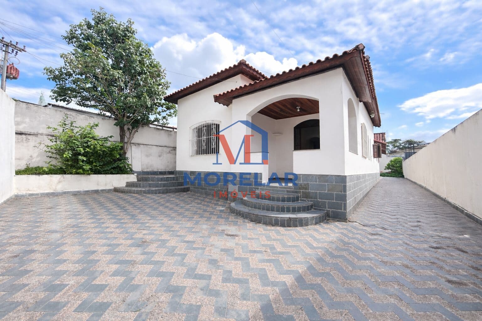 Casa residencial/comercial com 3 quartos para locação, 190m²por R$ 5.500,00 - Centro - Mairiporã/SP
