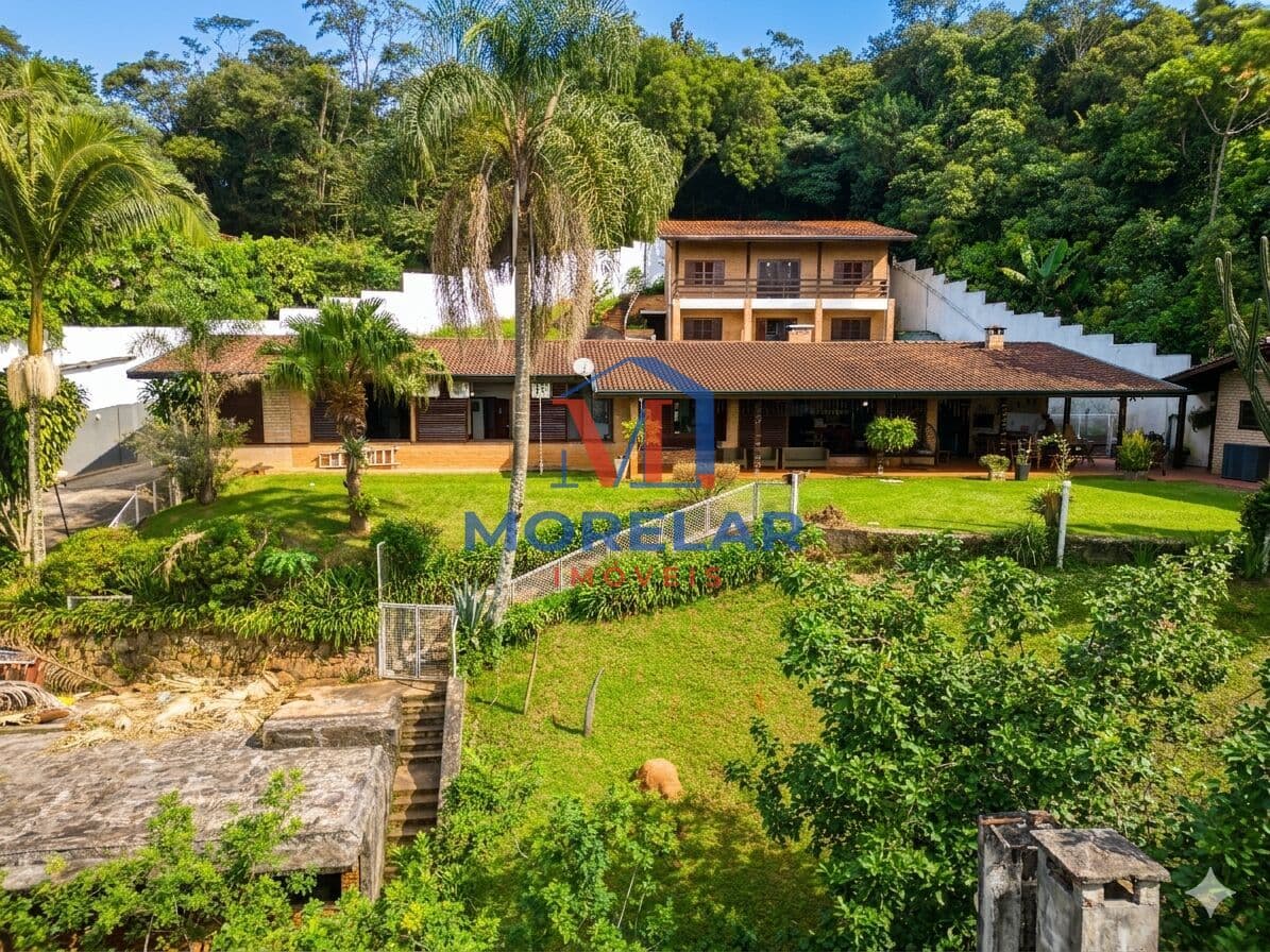 Casa estilo Serrana com 4 quartos à venda, 510m² por R$ 1.348.500,00 - Serra da Cantareira - Mairiporã/SP