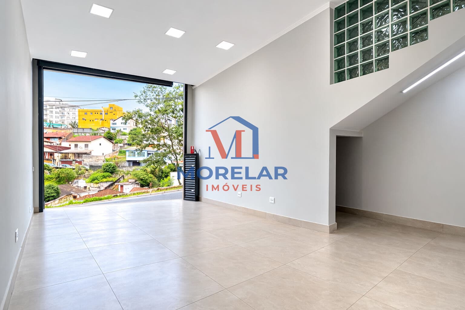 Salão comercial para locação, 35m² por R$ 3.500,00 - Centro - Mairiporã/SP