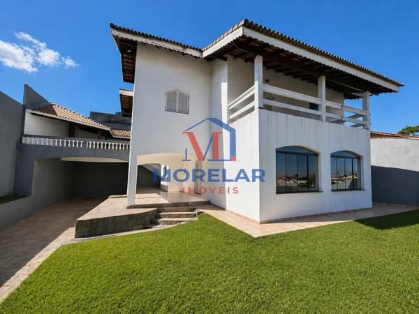 Casa com estrutura Comercial/ Residencial com 4 quartos para locação, 590m² por R$ 9.221,00 - Centro de Terra Preta - Mairiporã/SP