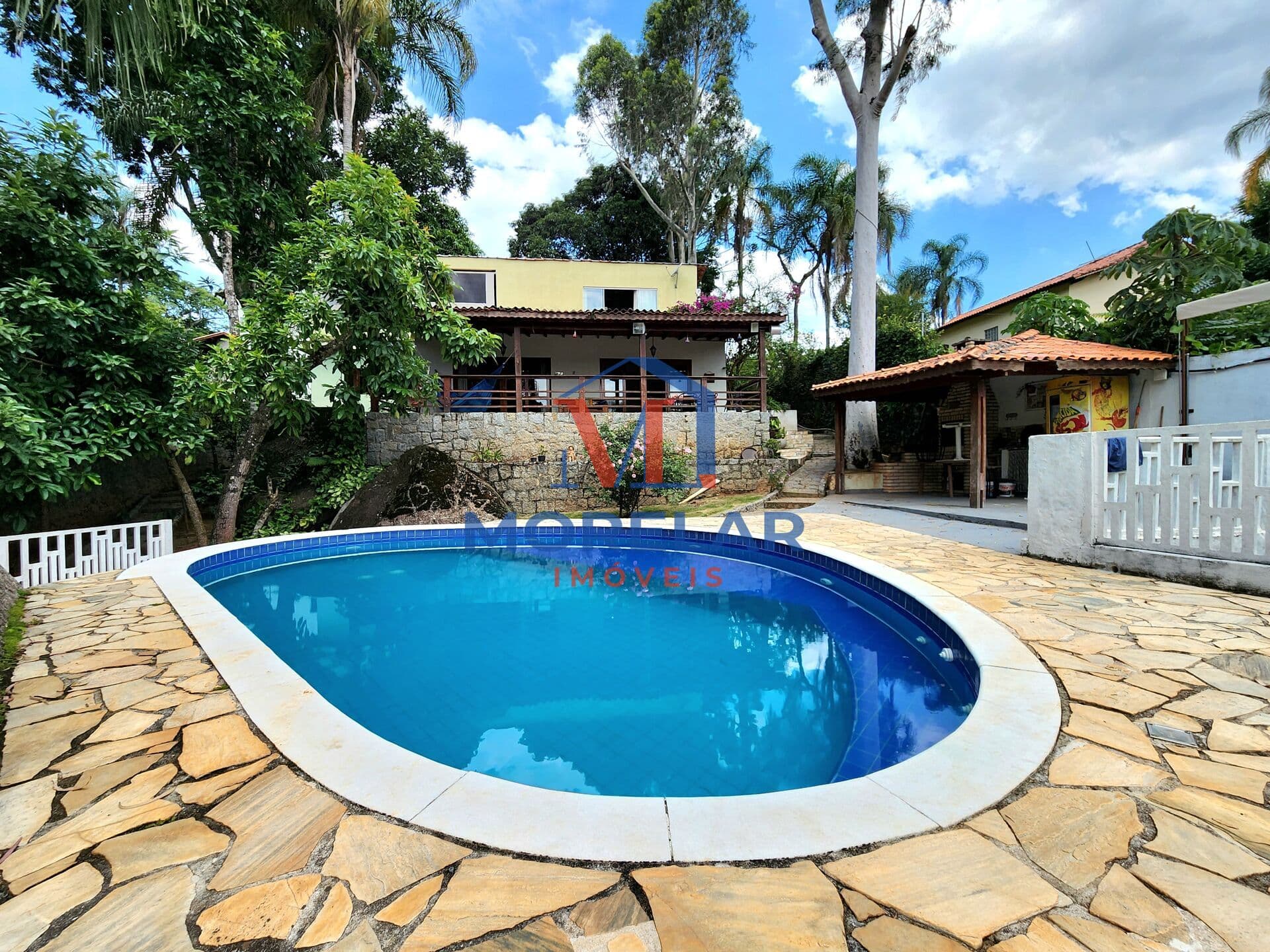 Chácara em Condomínio PÉ NA ÁGUA com 3 quartos à venda, 250m² por R$ 835.000,00 - Cacéia - Mairiporã/SP