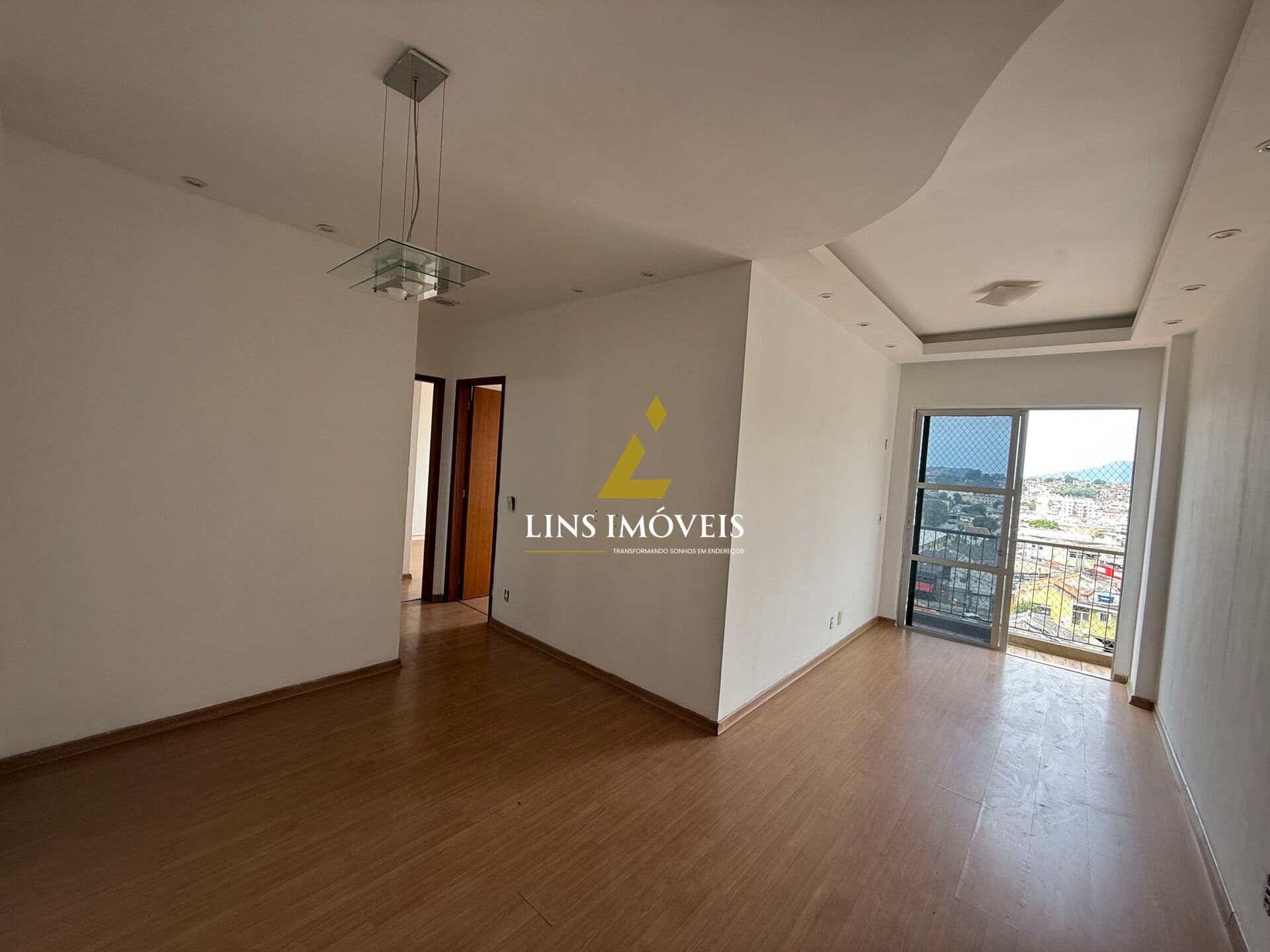 Apartamento 2 Quartos na Rua Clarimundo de Melo - Oportunidade