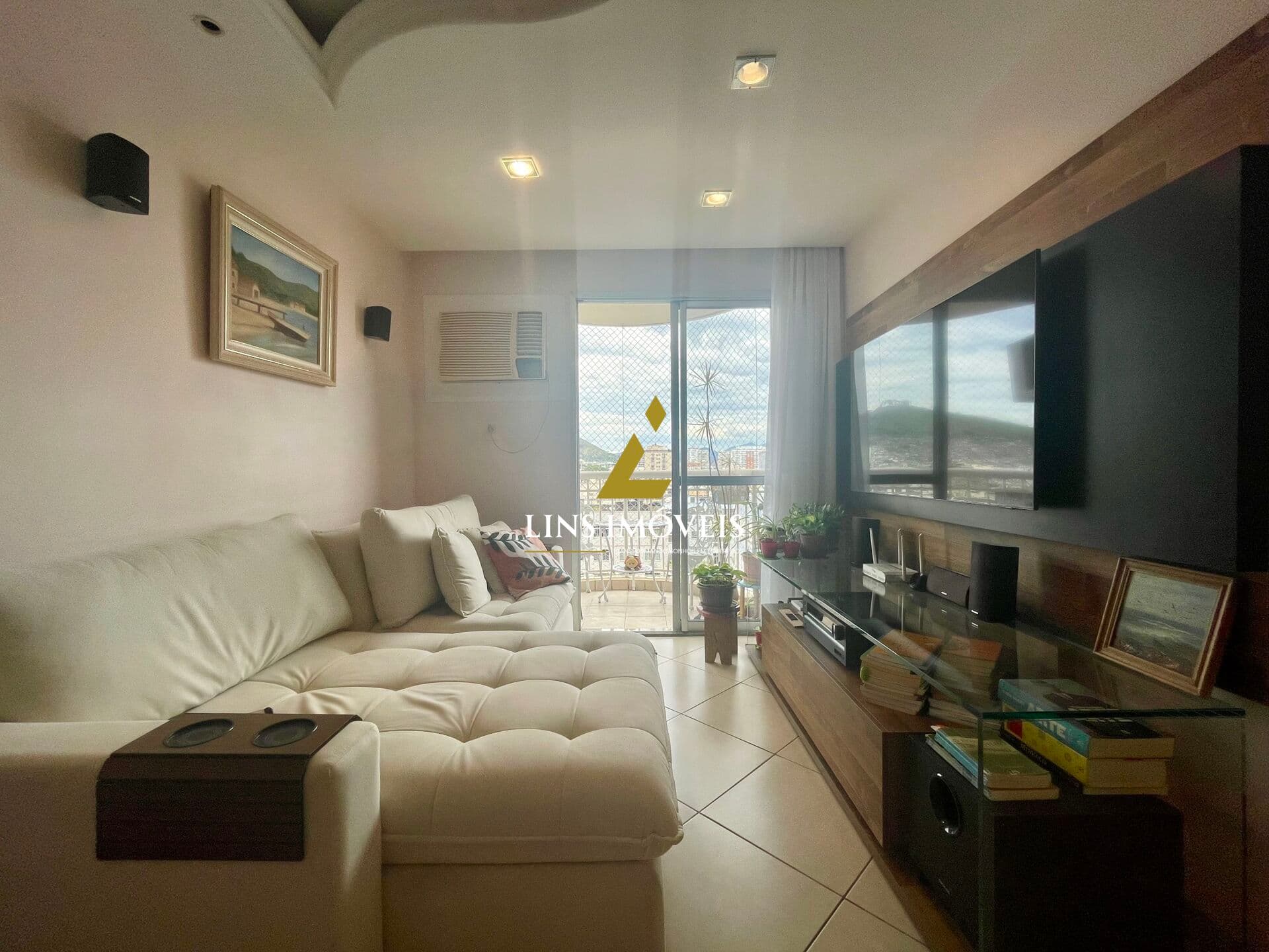 Apartamento à venda R$ 388.000,00, 3 quartos com suíte e vaga – Condomínio com piscina e lazer completo.