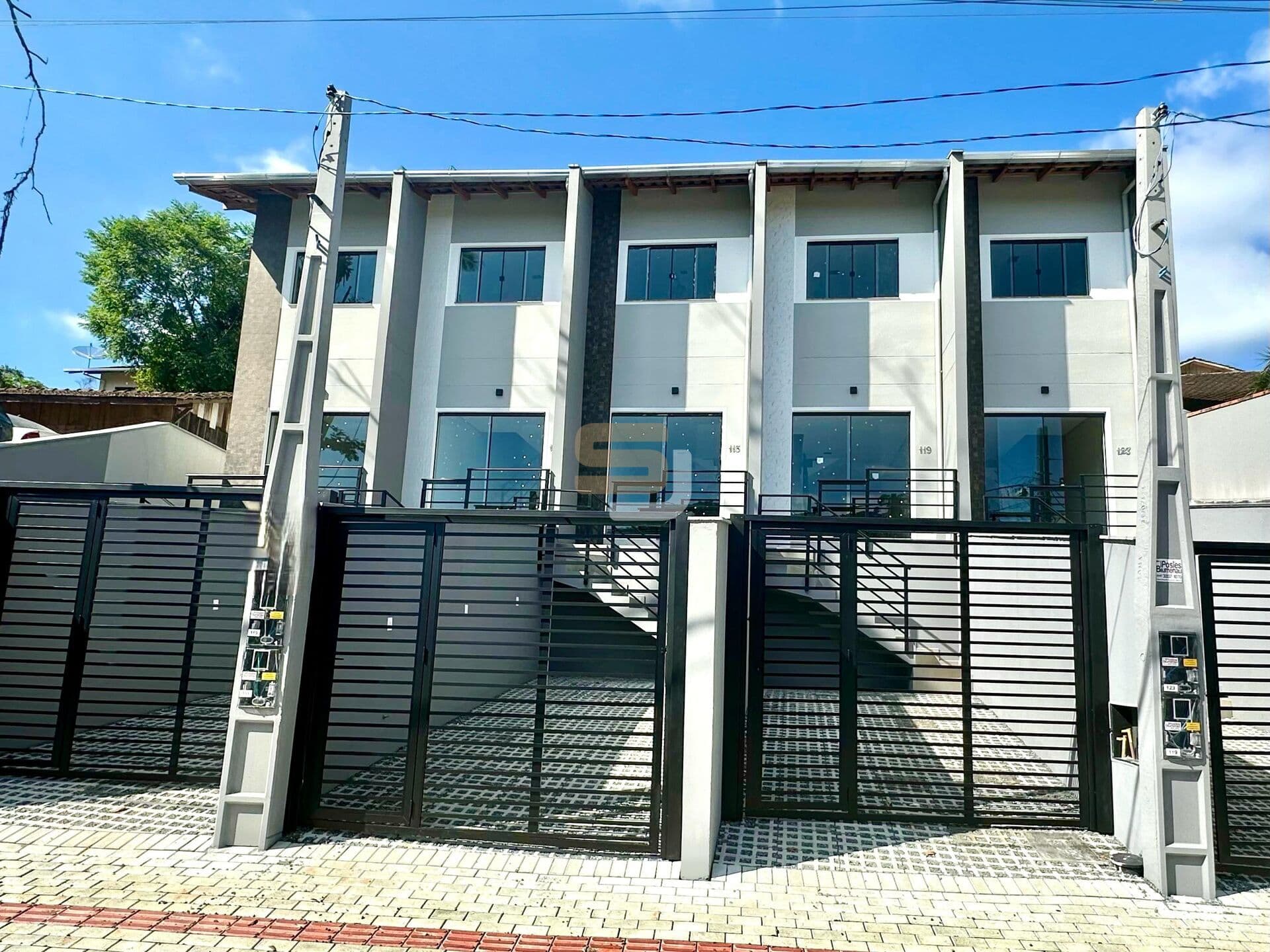 Sobrado Pronto Para Morar no Salto Norte - Blumenau